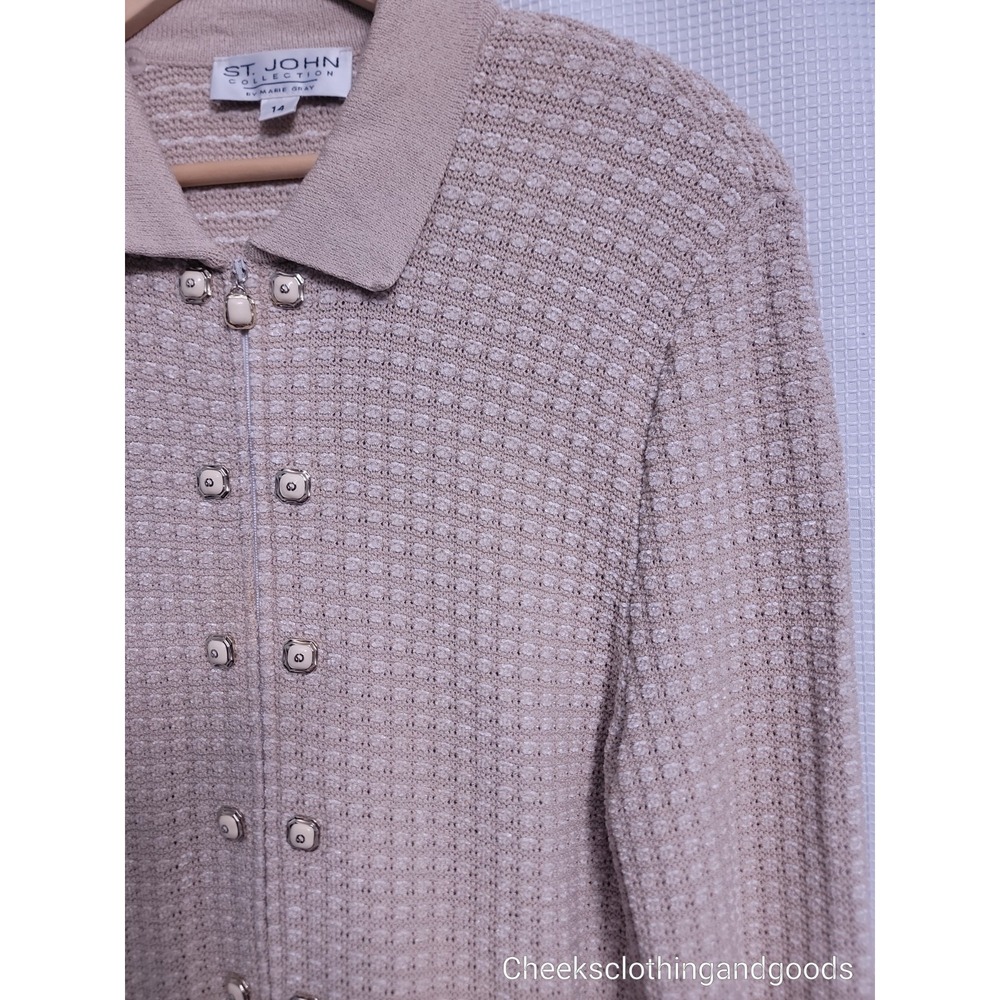 St John Collection Knit Zip Front Cardigan Beige Gold Button Size 14 - Picture 3 of 10